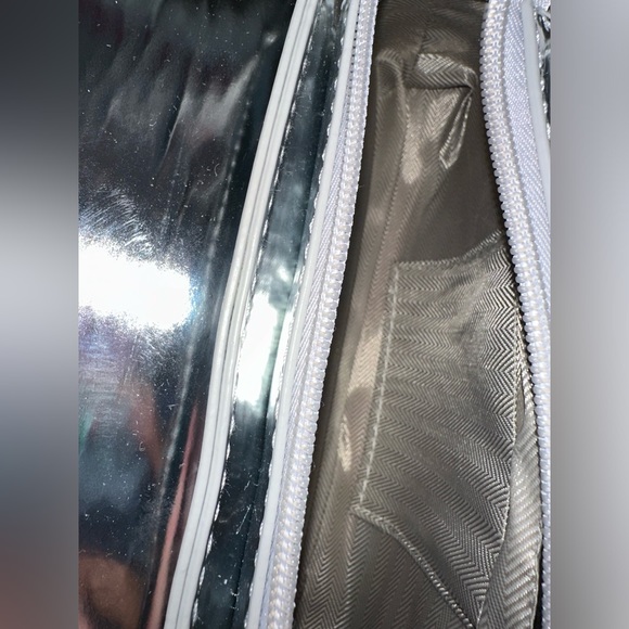 Silver purse perfect size - Picture 5 of 5